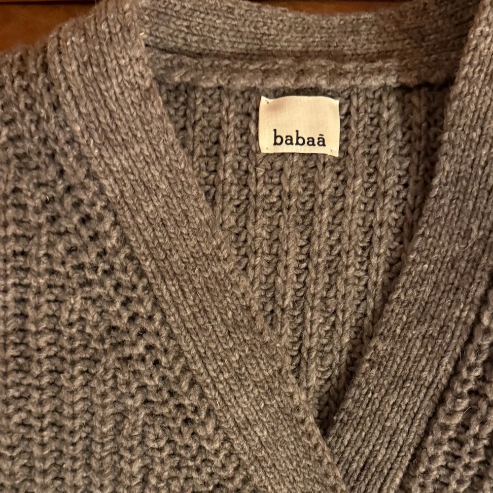 Babaa 100% wool cardigan size small - Picture 3 of 4